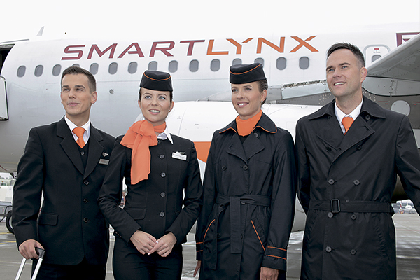 В экипажах самолетов SmartLynx Airlines работают представители почти 20 национальностей // SmartLynx