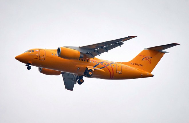 Самолет Ан-148 авиакомпании "Саратовские авиалинии