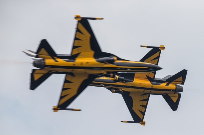 Черные орлы летают на южнокорейских истребителях T-50