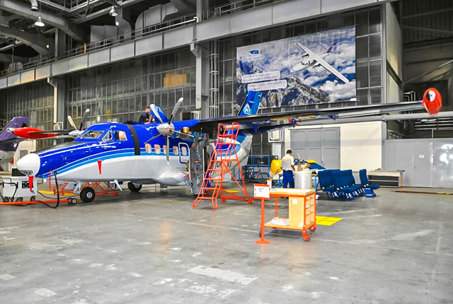 Третий L-410UVP-E20 для "СиЛА" готов к вылету в Россию :: "СиЛА" / Facebook L-410UVP-E20