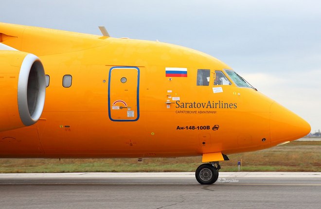 Самолет Ан-148 авиакомпании "Саратовские авиалинии"