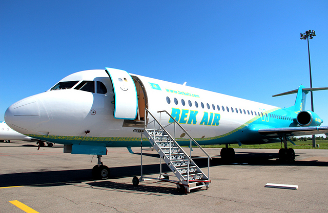 Fokker 100 авиакомпании Bek Air