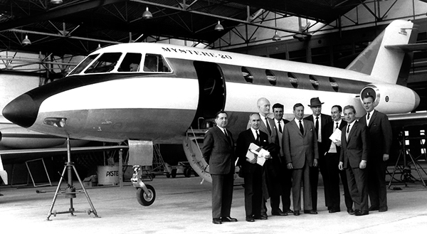 Первый бизнес-джет производства Dassault Aviation — Mystère 20 впервые полетел 4 мая 1963 года