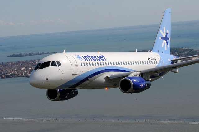 Эксплуатация Superjet 100 в мексиканской авиакомпании Interjet так и не превратилась в образцово-показательную :: SuperJet International / Wikimedia Commons SSJ100