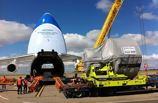 Двигатель Rolls-Royce Trent XWB у грузового самолета Ан-124