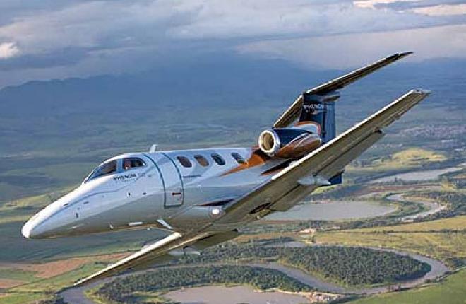 Phenom 100