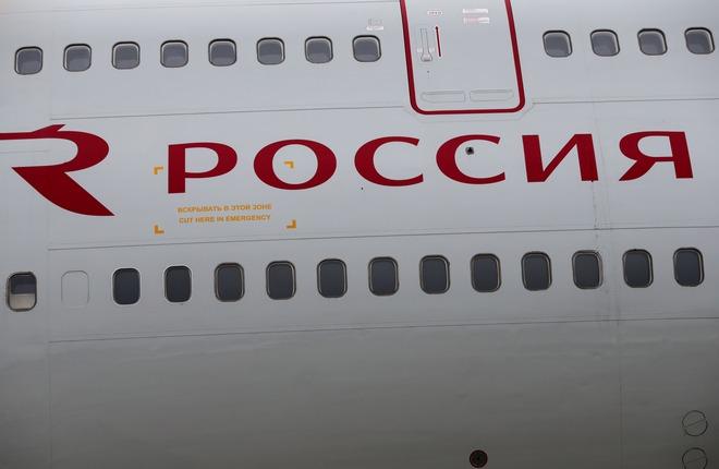 Главное за неделю: "Россия" уходит в Шереметьево, "Волга-Днепр" — в Германию, а S7 — в авиапром