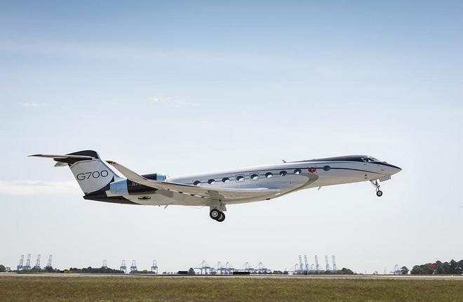 самолет Gulfstream G700 первый полет