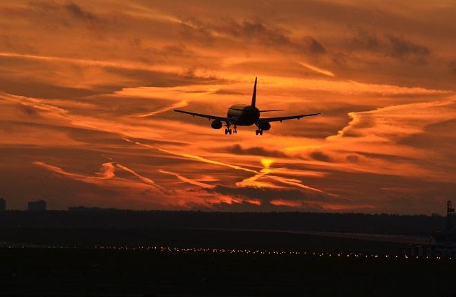 Самолет Superjet 100 