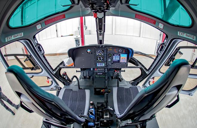 У усовершенствованного H125 полетные и навигационные данные отображаются на новых дисплеях Garmin :: Марина Лысцева