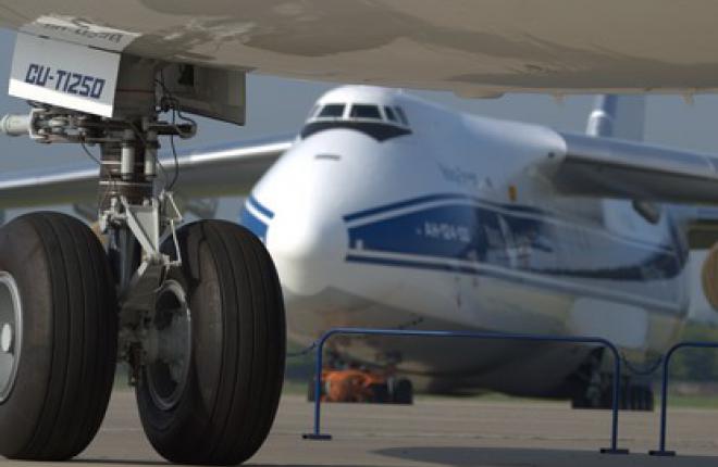 An-124; Leonid Faerberg Transport-Photo.com