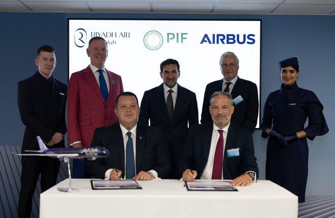 В первый день авиасалона в Ле-Бурже было заказано 65 самолетов Airbus :: Riyadh Air Airbus начал авиасалон в Ле-Бурже с ключевых заказов