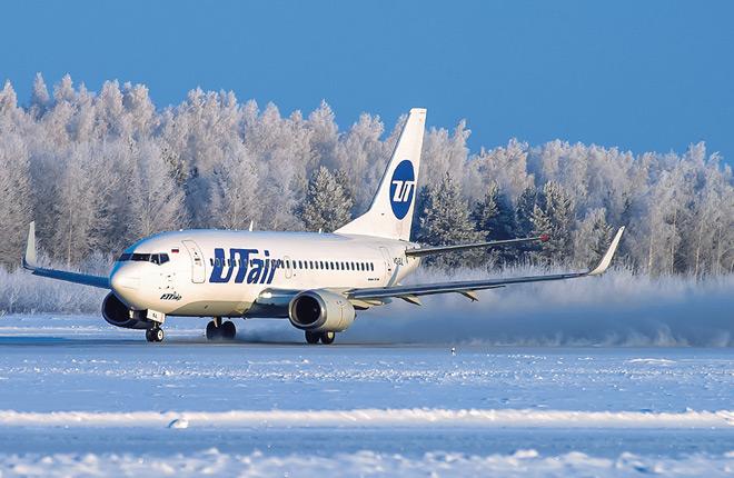 Самолет Boeing 737 авиакомпании "ЮТэйр"