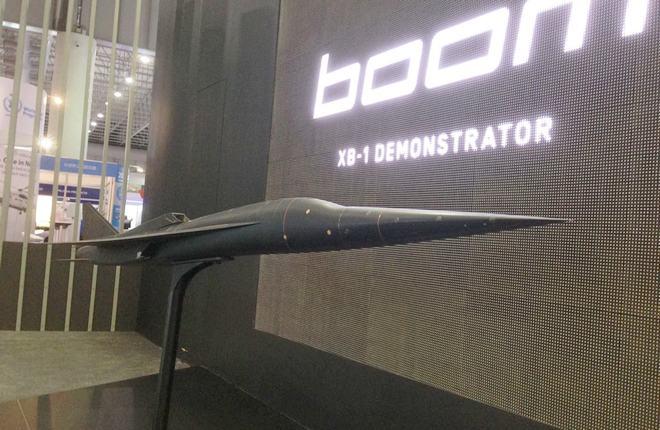 Сверхзвуковой самолет Boom Technology на Dubai Airshow 2017
