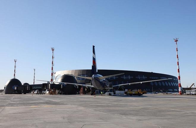 :: аэропорт Петропавловск-Камчатский Количество рейсов «Аэрофлота» на Дальний Восток достигает 162 в неделю