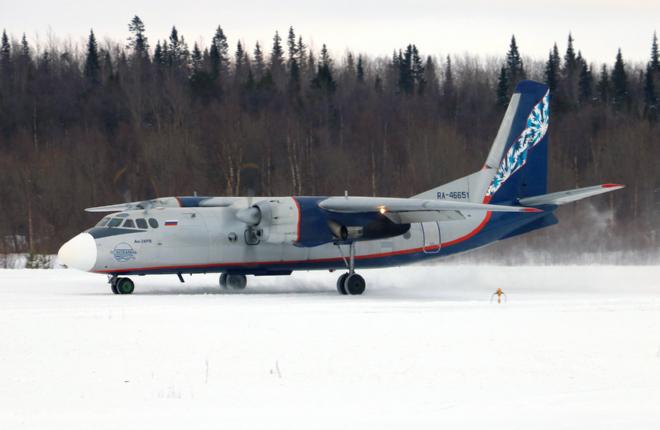 Самолет Ан-24 авиакомпании "Псковавиа"