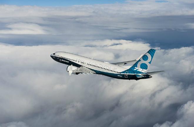 самолет 737MAX-8