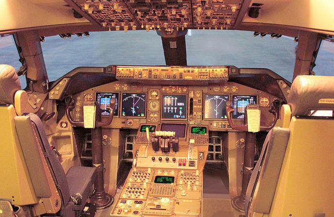 United Airlines передвинула срок вывода Boeing 747 с 2020 г. на 2018-й :: Altair78 // Wikipedia Авиакомпания United Airlines откажется от Boeing 747 досрочно