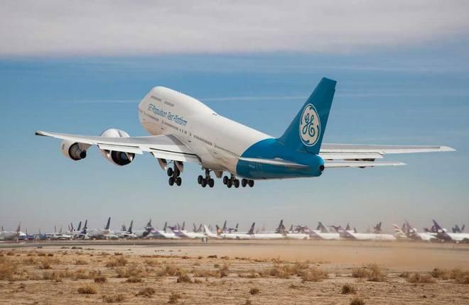 Летающая лаборатория Boeing 747 General Electric с GE9X