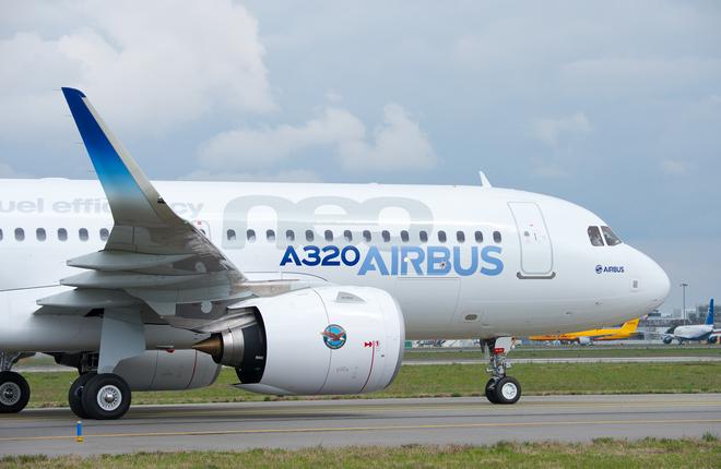 Airbus поставил 11971 самолет семейства A320 различных поколений и имеет еще 7200 заказов на них :: Airbus SAS 2015 Pascal Pigeyre - Master Films Airbus сделает замену самолетам A320 к концу 2030-х гг.
