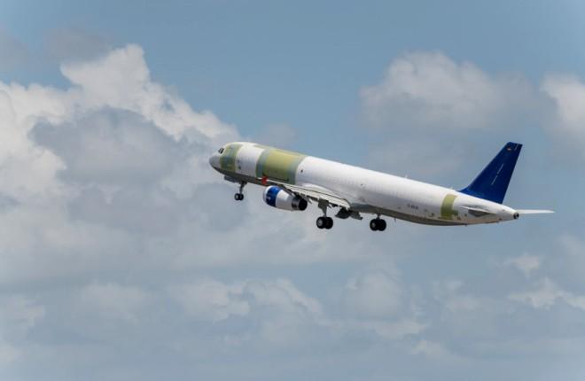 Первый полет A321P2F состоялся 10 февраля 2020 года :: Elbe Flugzeugwerke Грузовой самолет A321P2F в полете