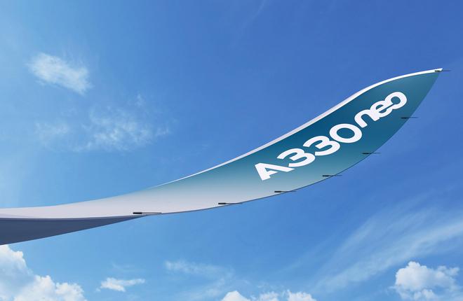 На британском заводе Airbus уже почти завершена сборка одной из консолей крыла первого прототипа A330-900 :: Airbus Окончательную сборку A330neo запланировали на октябрь
