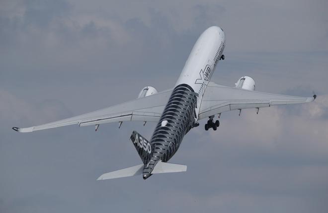 Самолет A350-900