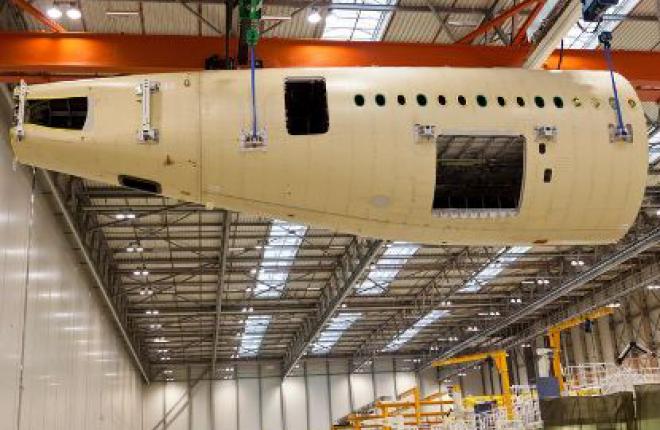 Airbus A350 Airbus собрал первую хвостовую часть фюзеляжа для A350XWB