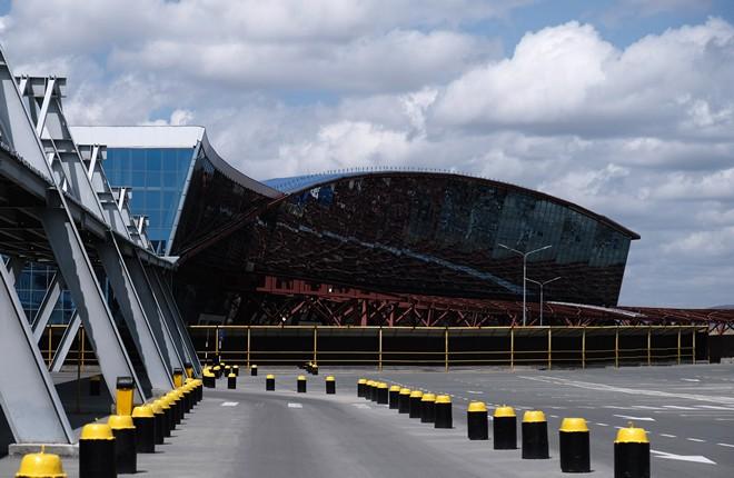 Сроки ввода в эксплуатацию нового аэровокзала в аэропорту Южно-Сахалинска сдвигаются на квартал