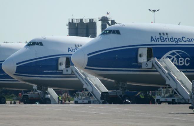 "Волга-Днепр Техникс" провела первый А-check самолета Boeing 747