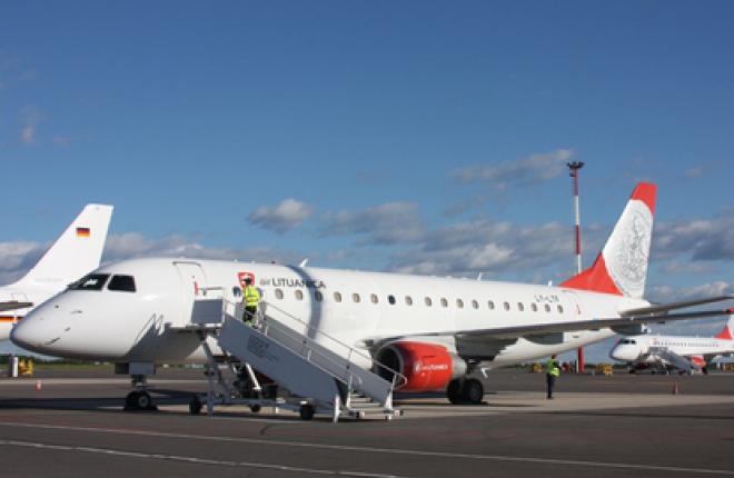 Литовская авиакомпания Air Lituanica получила свой второй самолет -- 86-местный турбореактивный Embraer 175 :: Air Lituanica Авиакомпания Air Lituanica получает второй самолет - 86-местный Embraer 175