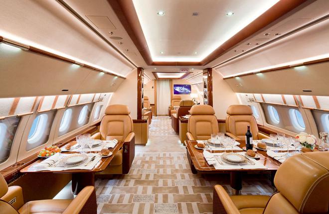 The Alberto Pinto ACJ319 interior is decorated in calm beige and brown