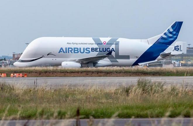 Airbus выкатил последний грузовой самолет сверхбольшой вместимости Beluga XL