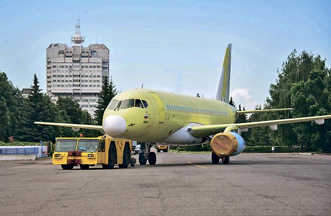 «Авиастар-СП» фиксирует рост спроса на кастомизацию SSJ 100