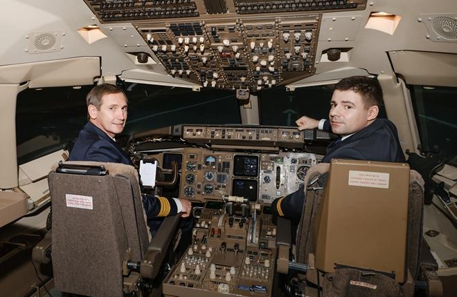 Авиакомпания Azur Air ввела в эксплуатацию первый в России полнопилотажный тренажер Boeing 757/767 и тренажерный центр