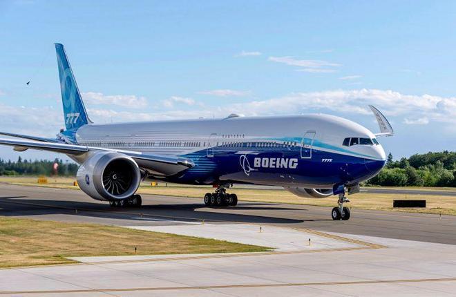 Первые поставки самолетов Boeing 777-9 отложены до 2025 года