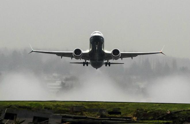 самолет Boeing 737MAX-8 