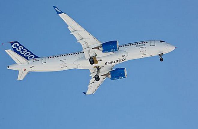 Самолет Bombardier CS300 впервые поднялся в воздух