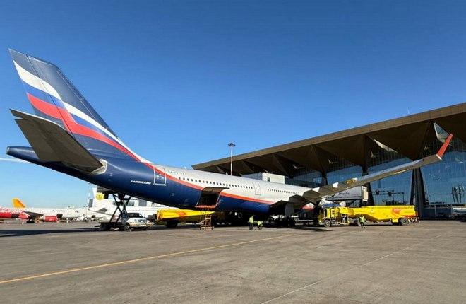 :: пресс-служба "Аэрофлота" «Аэрофлот» признан лидером по перевозкам иностранных туристов в Санья