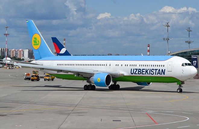 Самолет Boeing 767-300ER авиакомпании Uzbekistan Airways