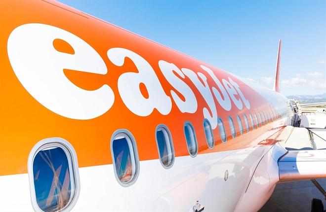 Самолет авиакомпании EasyJet