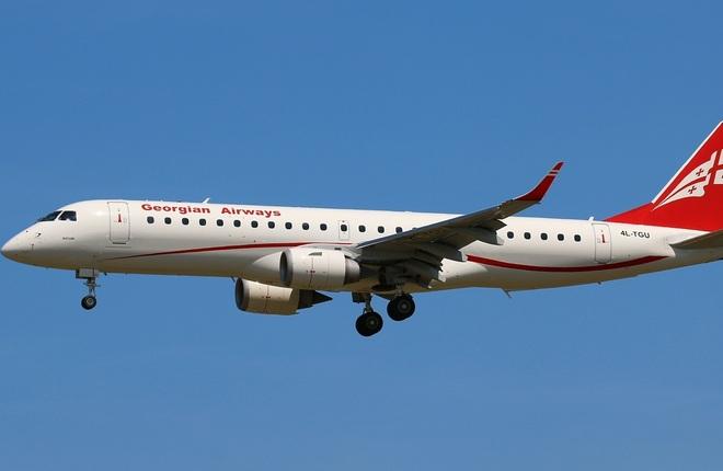 Самолет Embraer E190 авиакомпании Georgian Airways