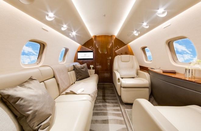 Интерьер самолета Embraer Legacy 650 компании Global Jet :: Global Jet Embraer Legacy 650