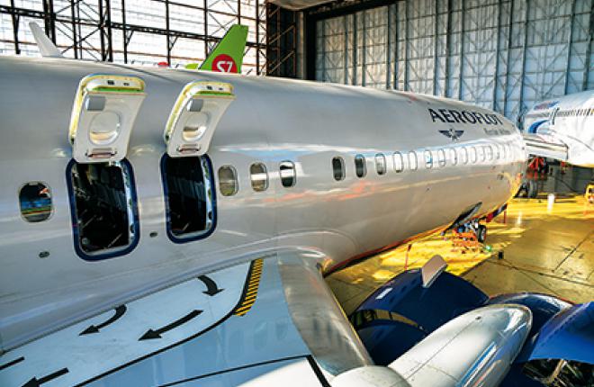 Aeroflot Boeing 737-800 at Sibir Technics’ hangar