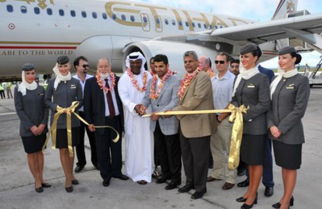 Авиакомпания Etihad Airways купила авиакомпаниии Air Berlin и Air Seychelles