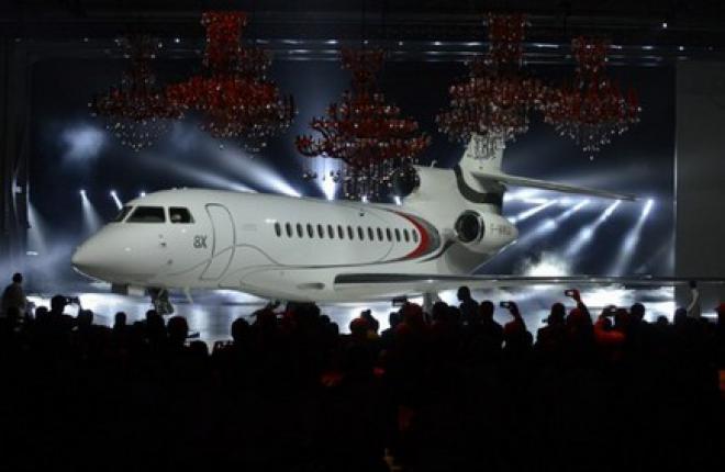 Dassault выкатил первый бизнес-джет Falcon 8X