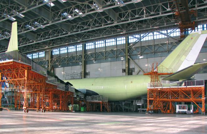 UAC’s current widebody experience includes the limited production of Ilyushin Il-96 family