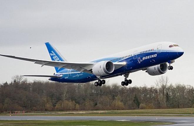 Первый прототип самолета Boeing 787 подарили японскому аэропорту