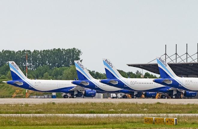 Индийский лоукостер IndiGo берет три широкофюзеляжных Boeing 777