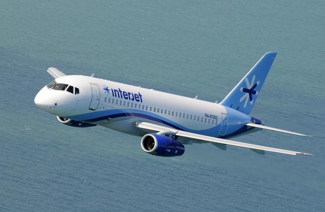 Самолет SSJ 100 авиакомпании Interjet